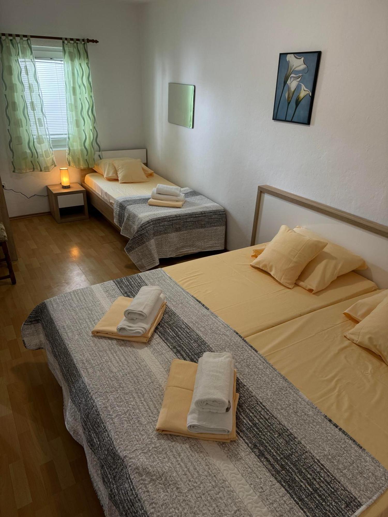 פג Pag Vero Apartments מראה חיצוני תמונה